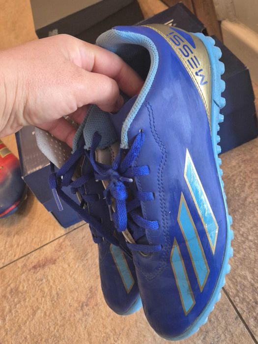 Стоножки за момче