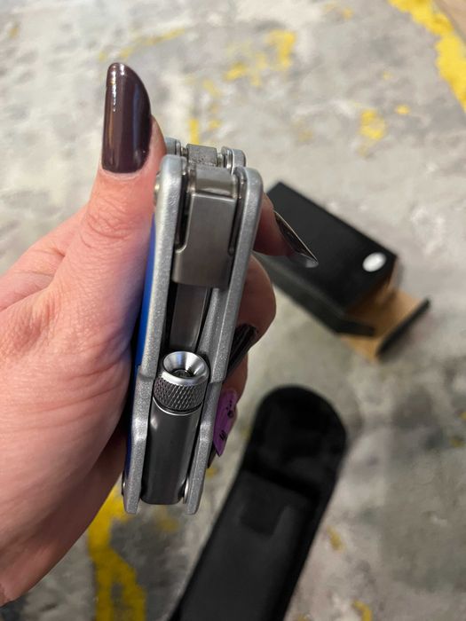 Multitool pliabil Samsung