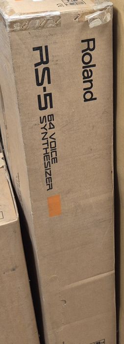 ROLAND RS-9 Синтезатор !