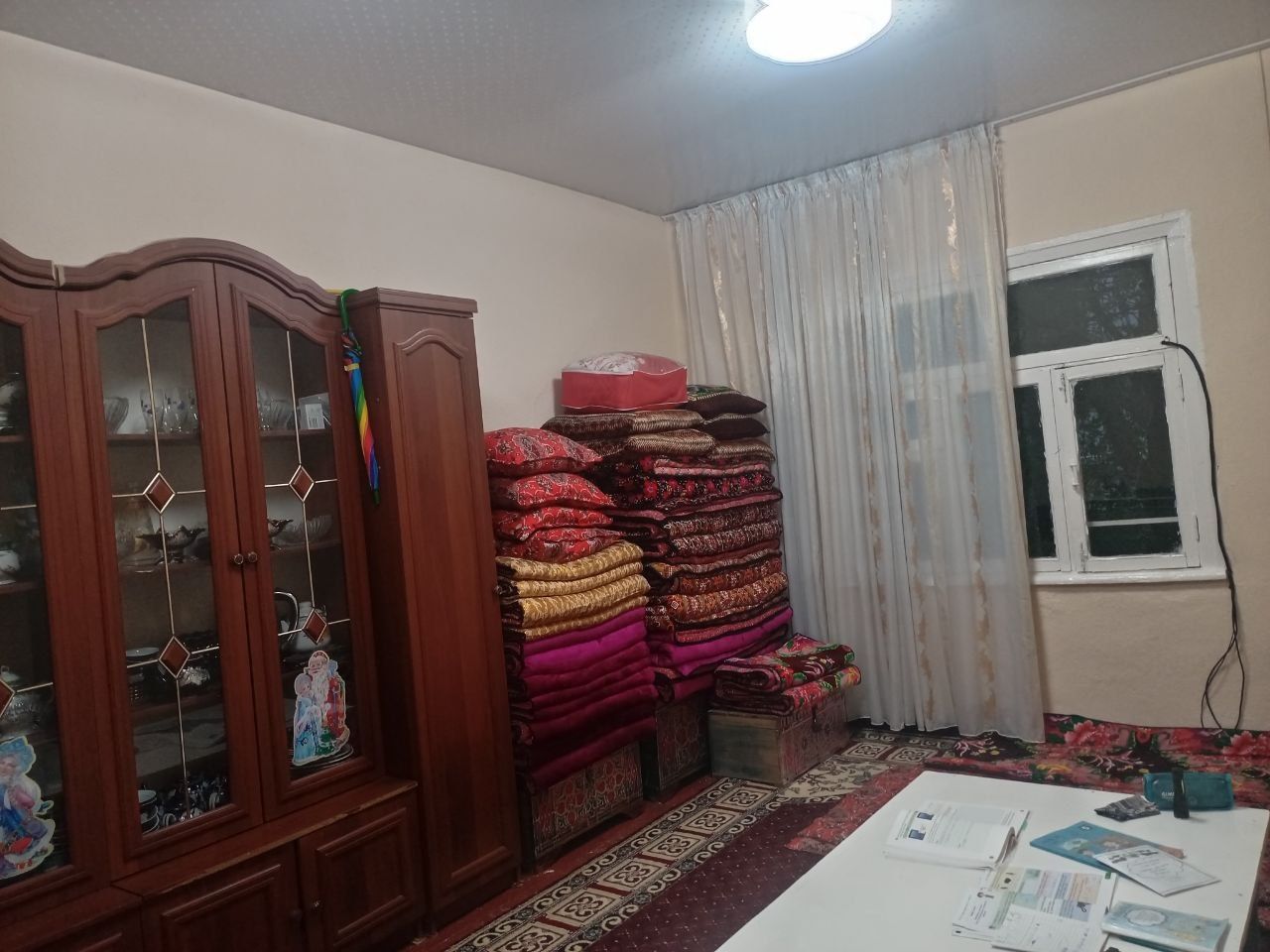 Tovoqsoy sentirda 3 hona kvartira sotiladi