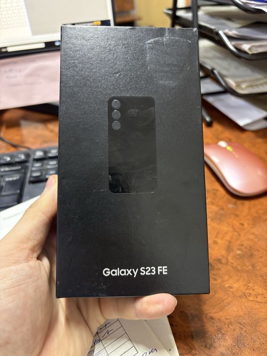 Samsung Galaxy S 23 FE идеал холатда