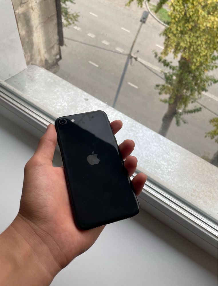 iPhone SE (2020) 64GB