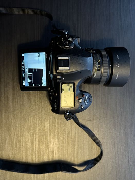 Vand / schimb DSLR Nikon D850 si obiectiv 50mm 1.4g