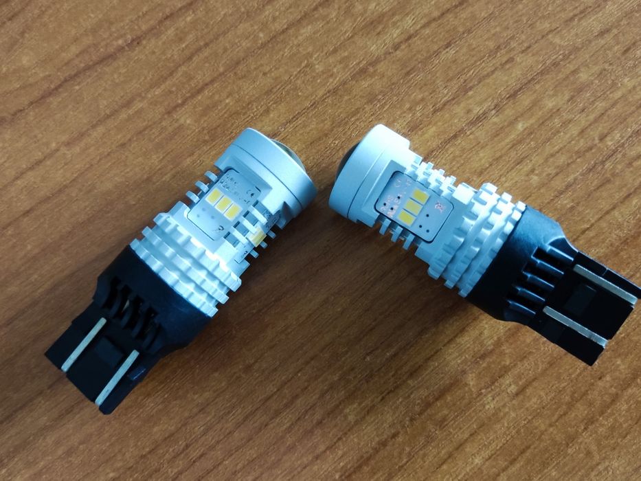 Becuri led leduri p21w ba15s py21w w21w 7440 w21/5w 7443 alb roșu