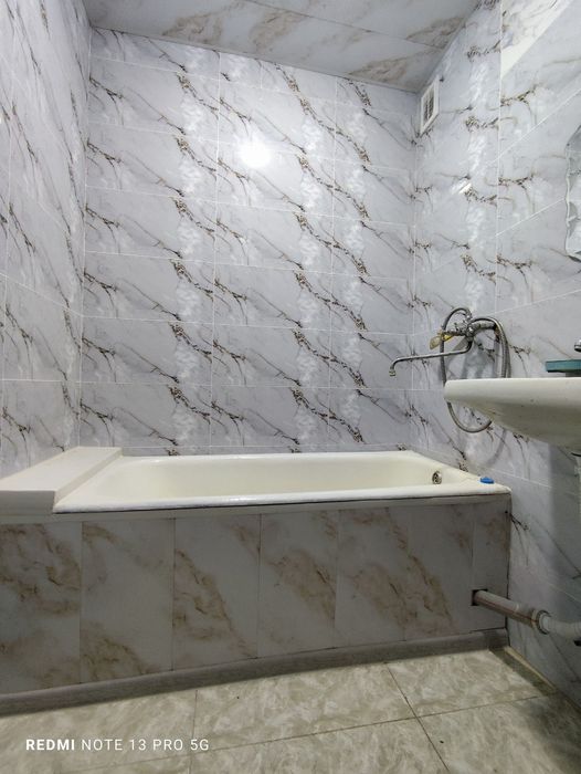 Продаётся 2 х комнатная квартира в районе 5/2