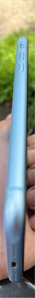 Iphone Xr в отличном состояние