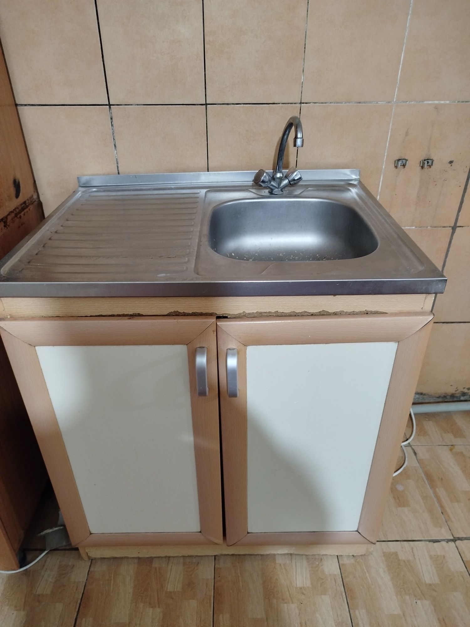 Продам кухню мойка
