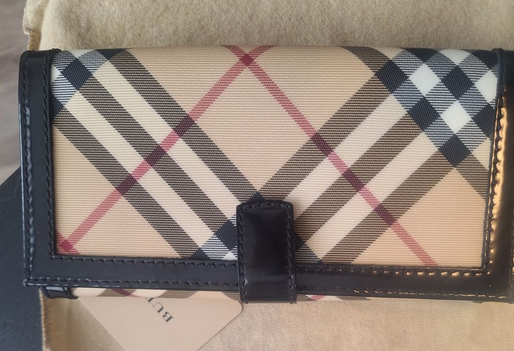 Оригинален портфейл Burberry и чанта-потфейл Michael Kors