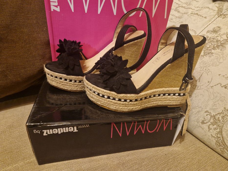 Дамски сандали като нови