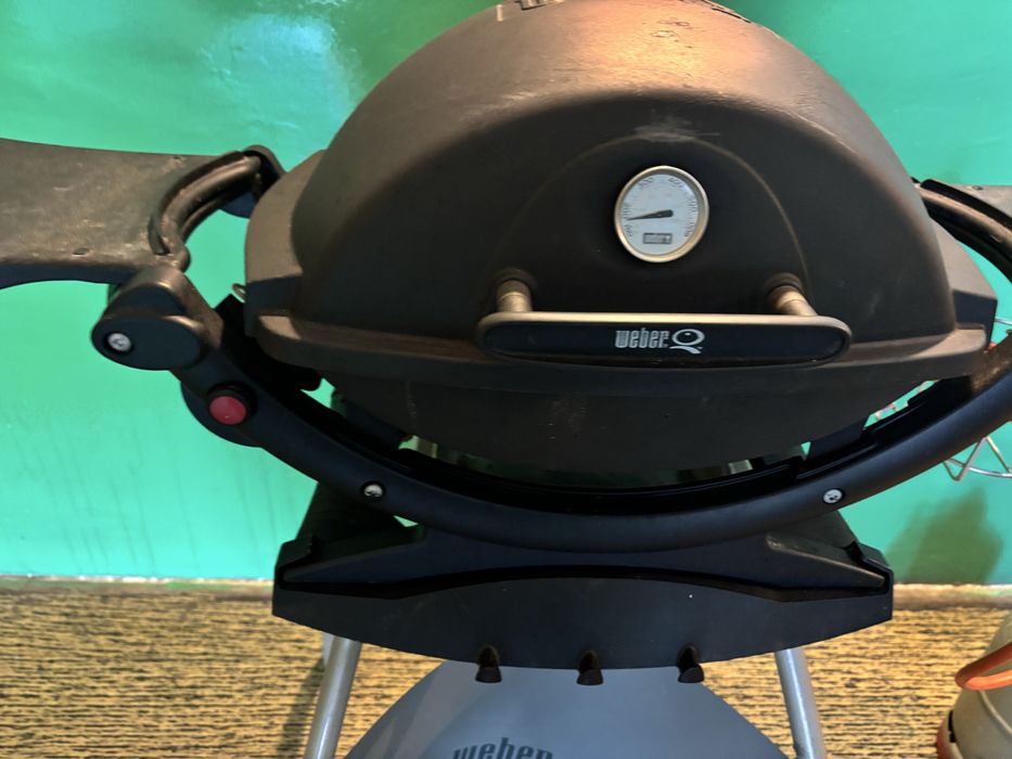 Барбекю WEBER q1200