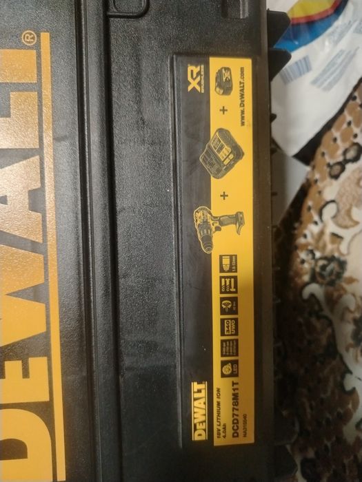 Scule Bosch DeWalt pachet promo