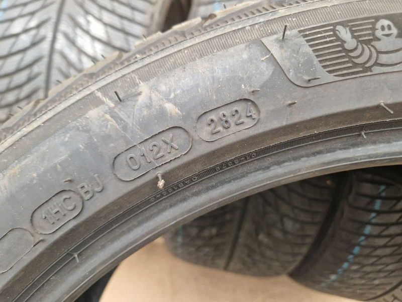 4 Michelin R20 245/40 Anvelope de iarnă DOT2824
