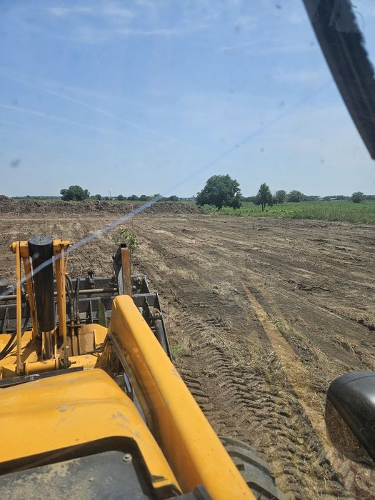 Inchiriez buldoexcavator - Berceni/Vidra/Dobreni