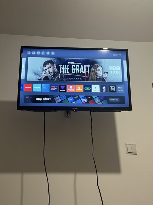 Vand TV SMART vortex 81cm