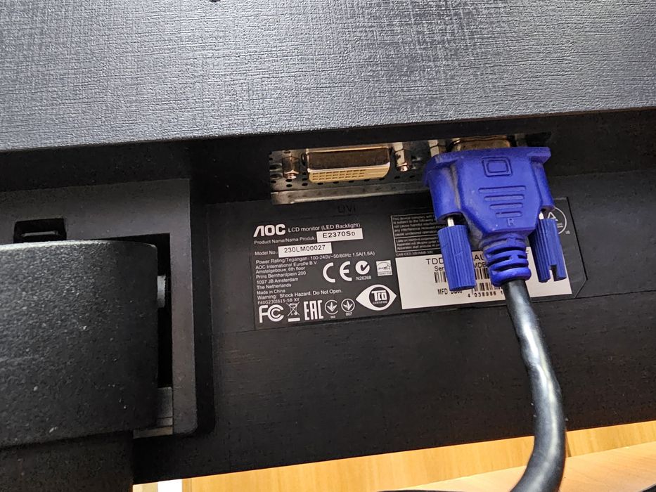 Monitor AOC E2370S 24"