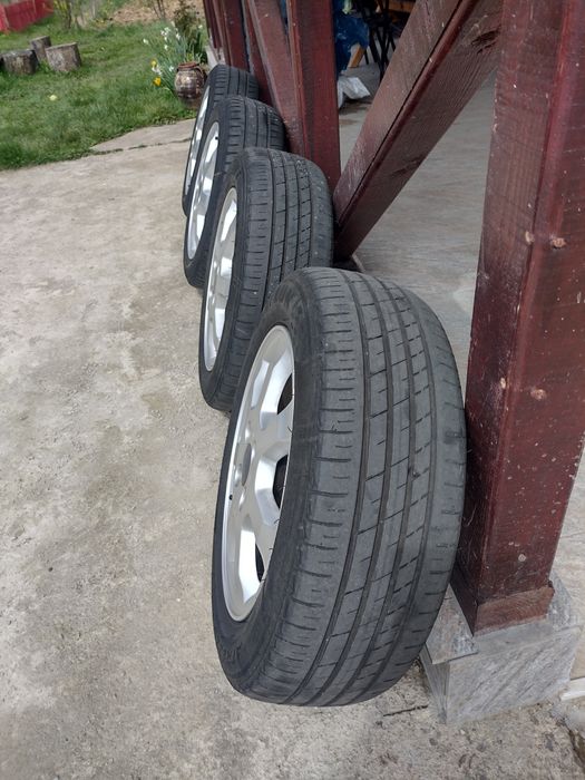 Jante aliaj R15 cu anvelope vara 185/60/R15
