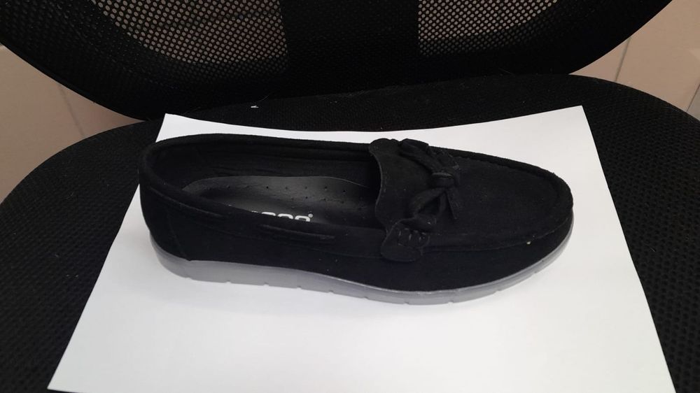 Încălțăminte de vânzare