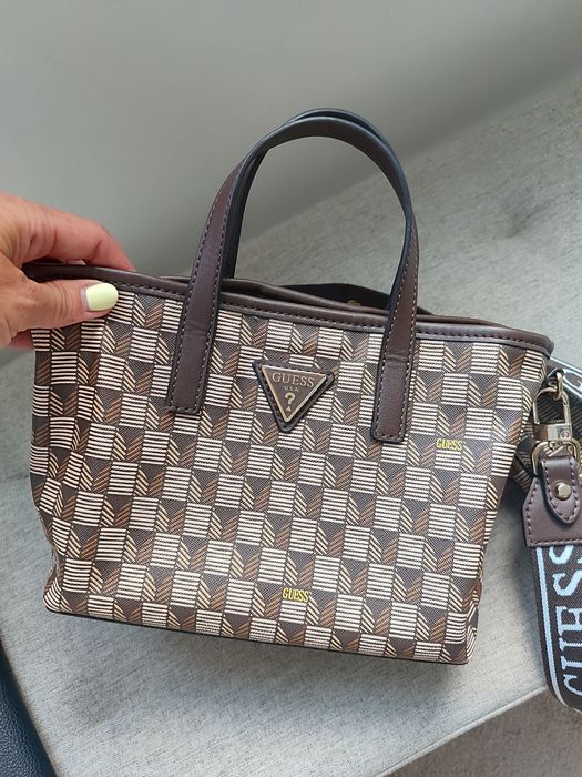 Оригинална чанта Guess G Wave mini tote
