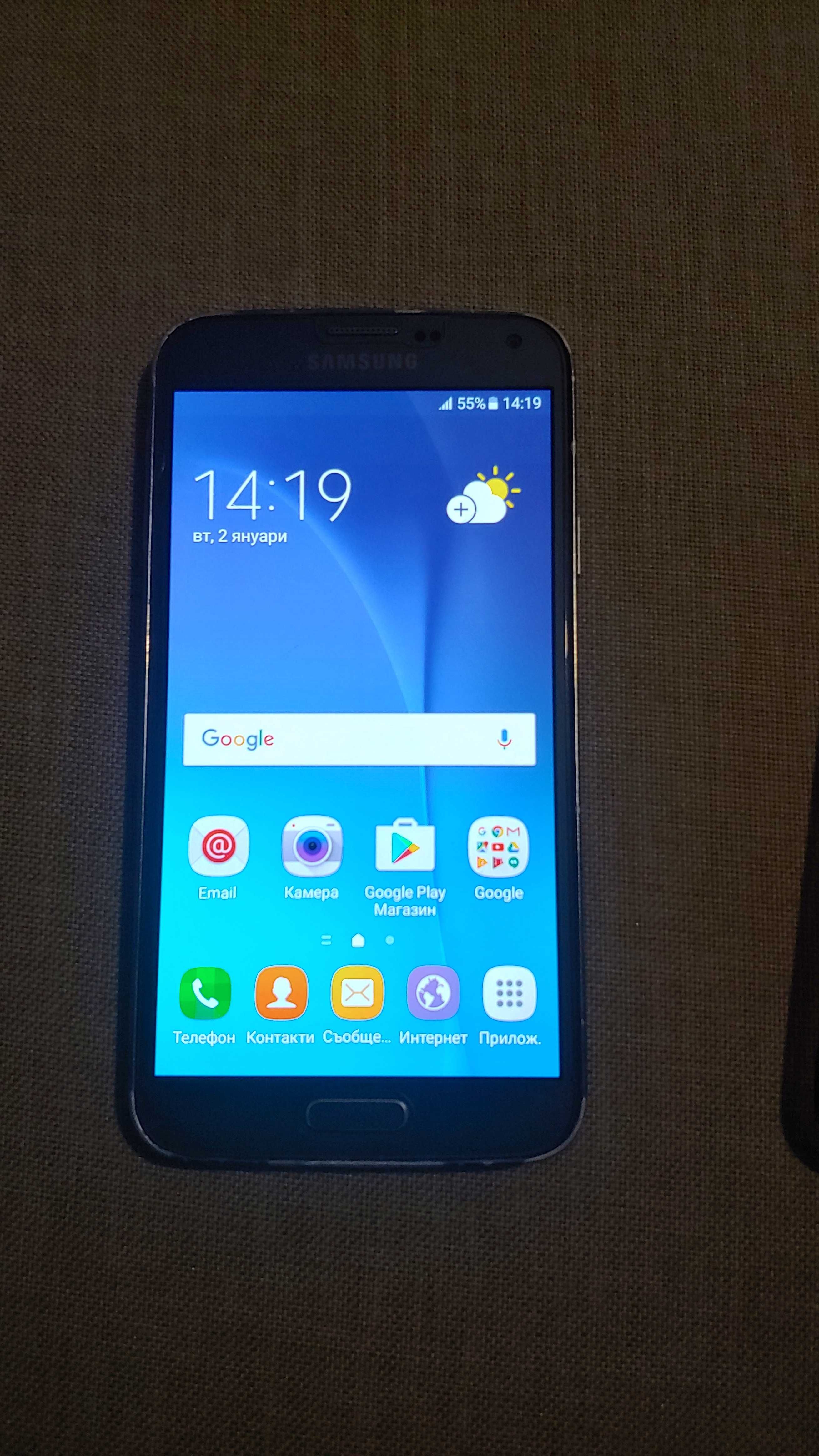 Продавам Samsung s5 neo