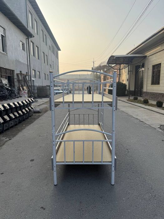 Bolalar uchun 2 etajli kravat