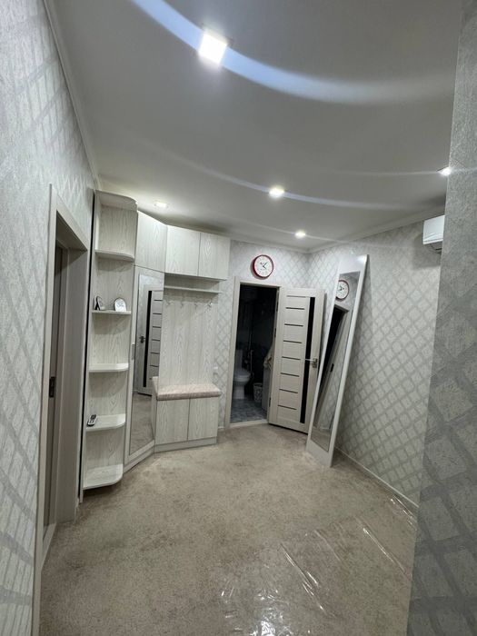 6-мкр.да жойлашган квартира ижарага берилади ОИЛАГА