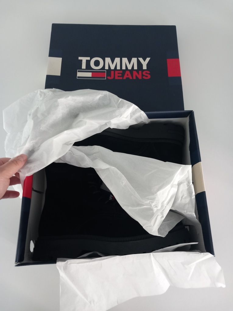 Tommy Hilfiger 43 ghete noi