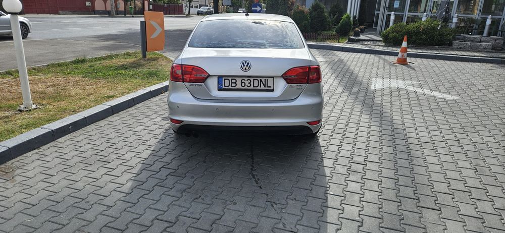 Volkswagen Jetta  2.0 TDI Automata