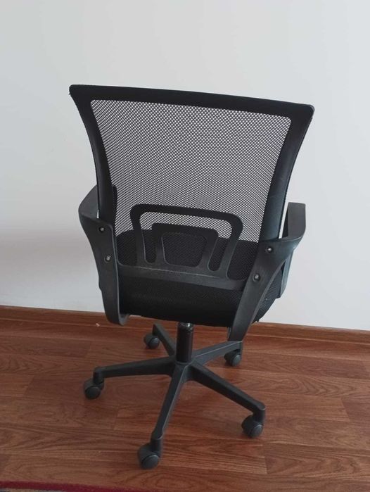 [СРОЧНО] Столы и кресло