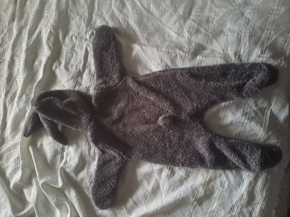 Бебешки плюшен гащеризон