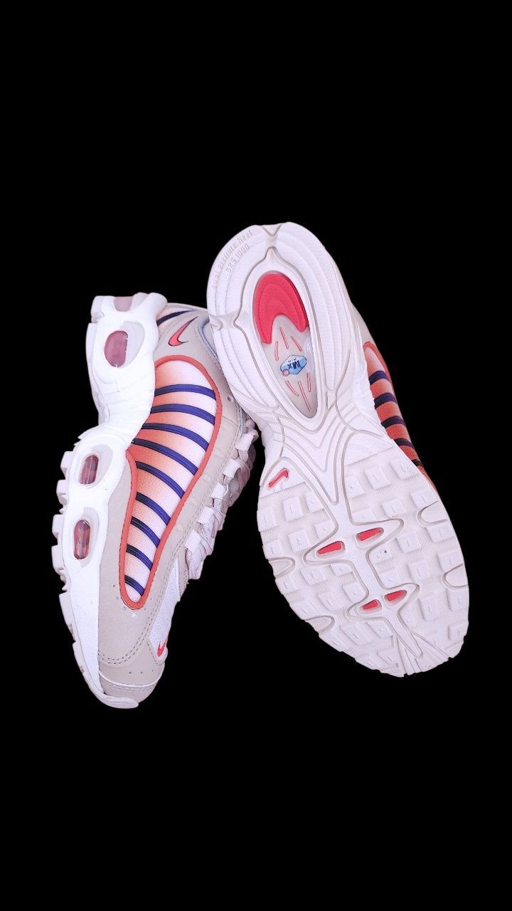 Оригинални дамски маратонки Nike