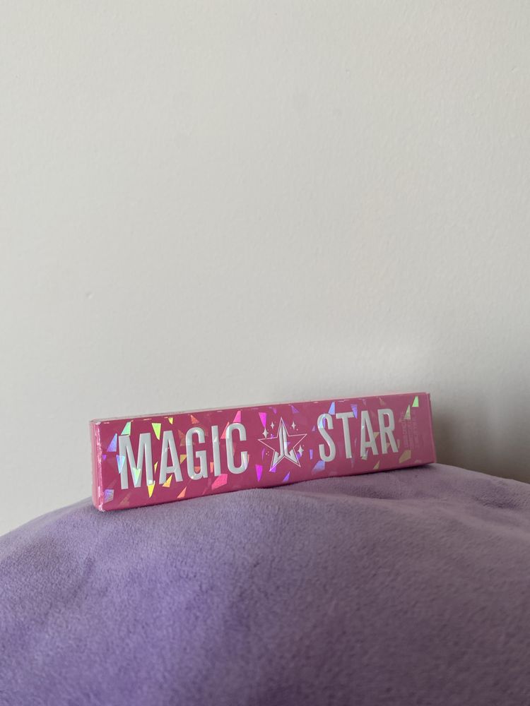 Magic star коректор на Jefre Star Cosmetics и tattoo liner KVD
