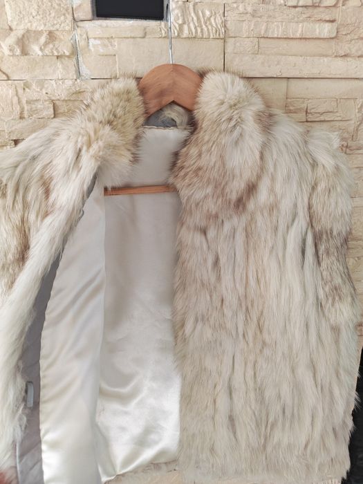 Vesta din blana naturala de vulpe