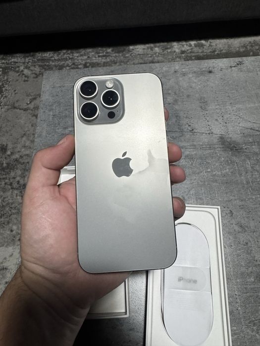 Iphone 16 pro max, 100% bateri
