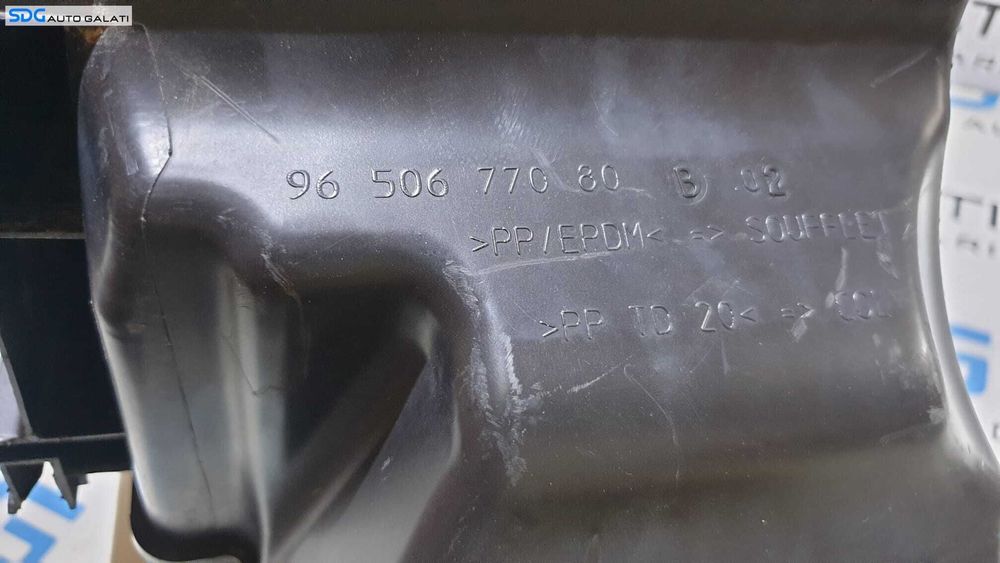 Corp Carcasa Filtru Aer Peugeot 307 1.6 16V 2002 - 2008 Cod 9650677080