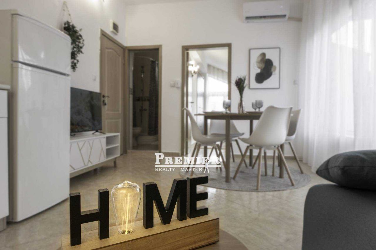 Продава се Двустаен апартамент в к.к. Слънчев бряг - 55 кв.м за 1037 €/кв.м - Снимка #4