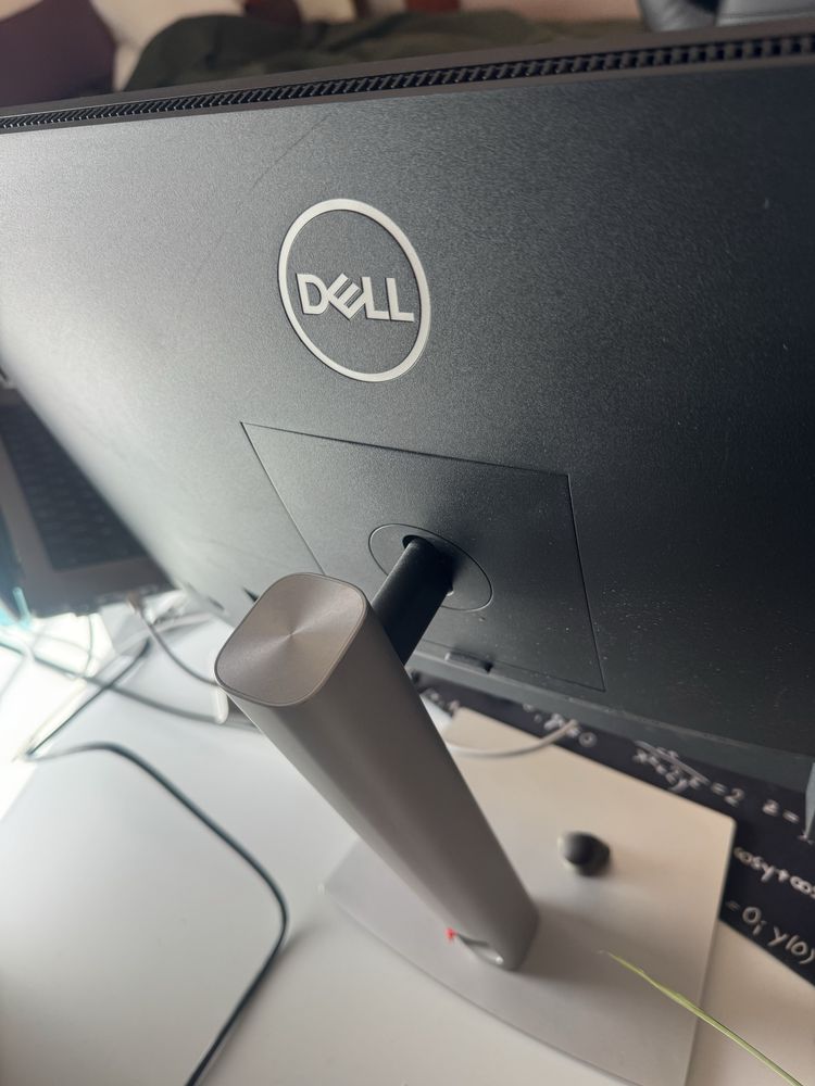 QHD Монитор Dell P2423D 24” 2460x1440
