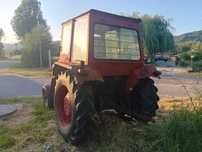 Tractor de vinzare