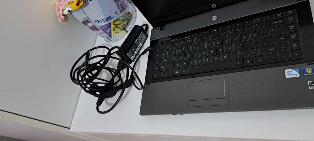 Laptop bun funcționabil