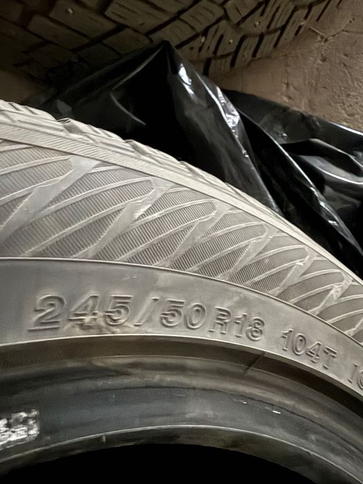 Продам Шины Yokohama 245/50/18