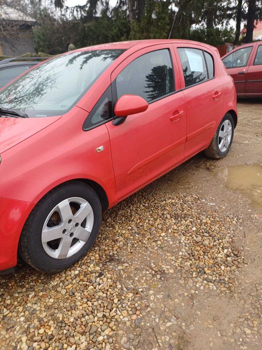 Vând Opel CORSA D