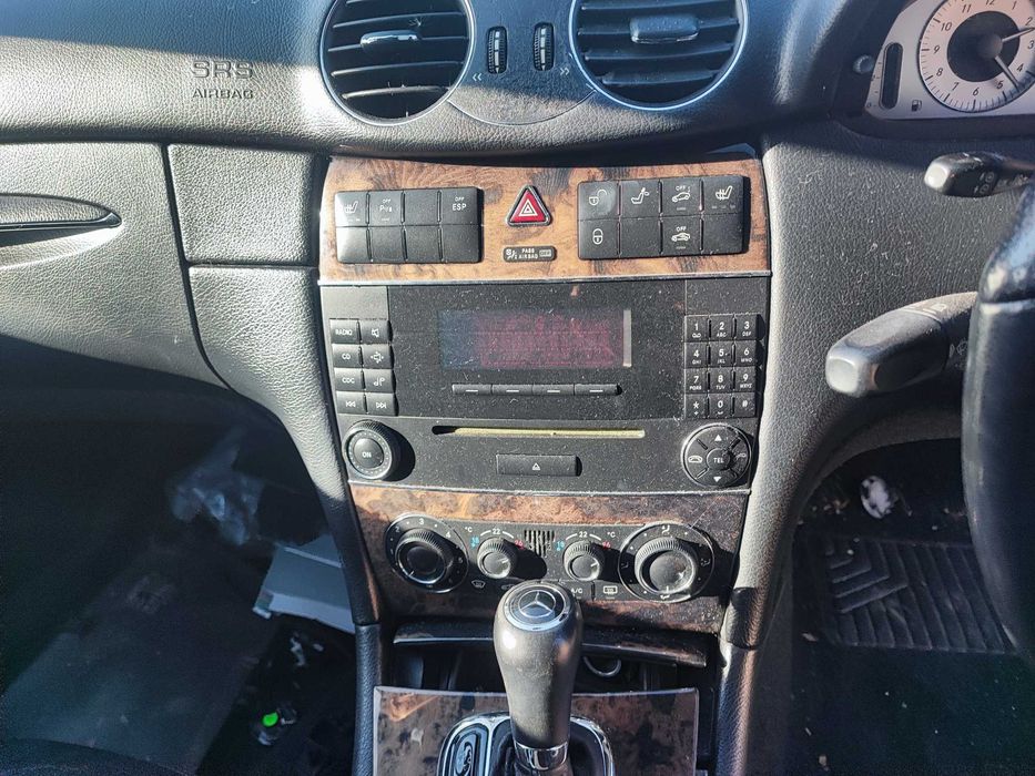Мерцедес C 220 CDI 150 коня W209 AMG На Части