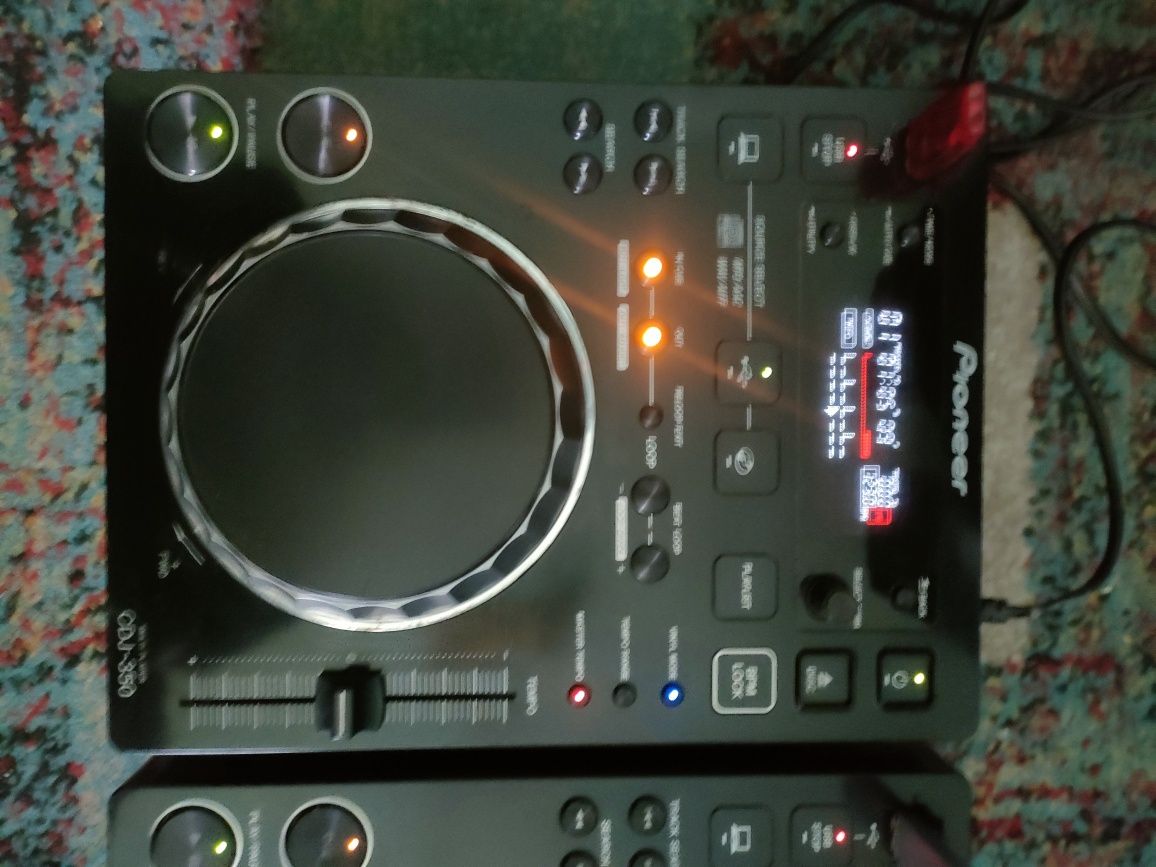 Pioneer  CDJ 350 Nu 850 900 Playere Nu trimit