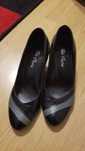 Pantofi de piele impecabili