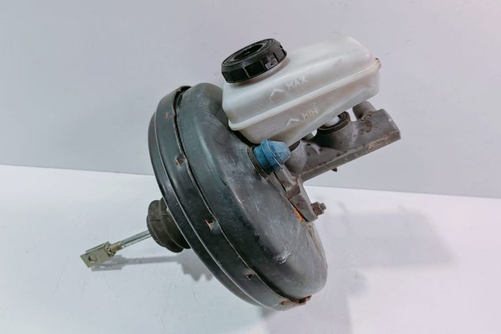 Tulumba Frana   cu pompa servofrana Dacia Logan prima generatie