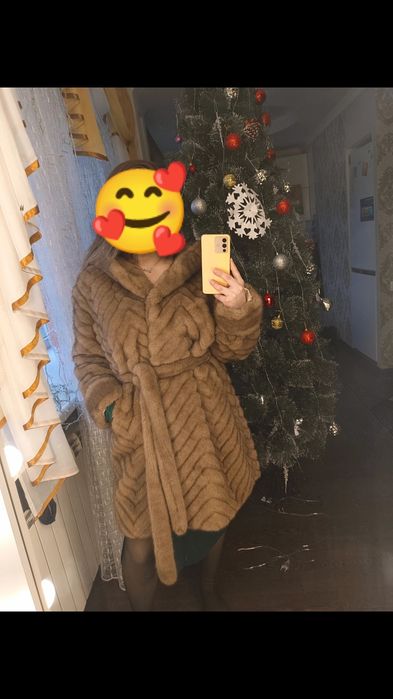 Продам эко-шубу в идеальном состоянии