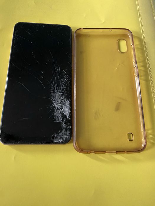 Placa buna ecran defect