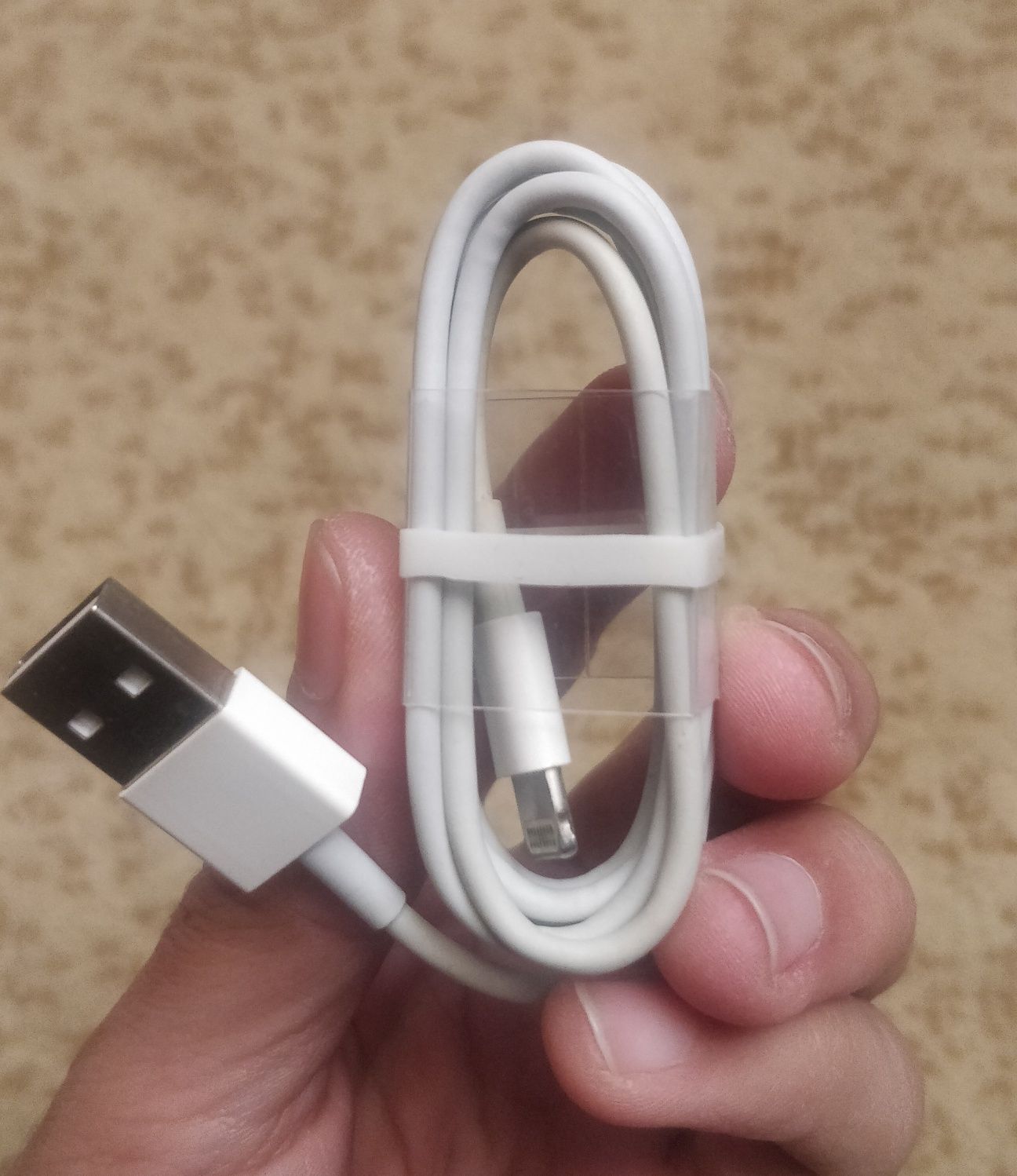 USB  kabel yangi iphone xs karobkasidan chiqgan original