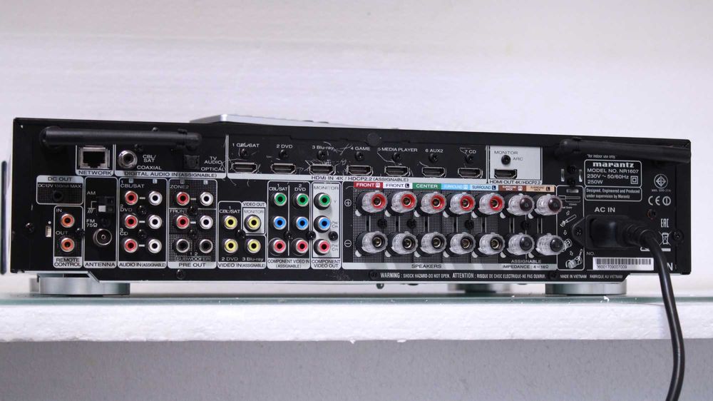 Marantz,WiFi,AirPlay,Music streaming,Spotify,Internet Radio,Usb,Bt.