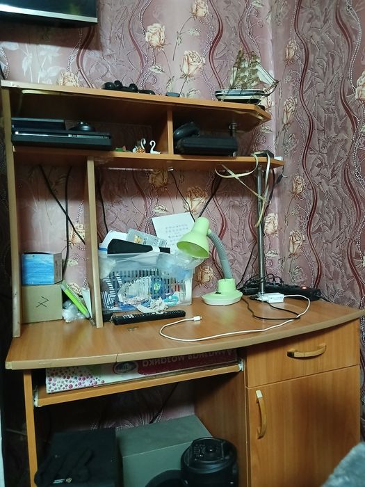 Компьютерный стол