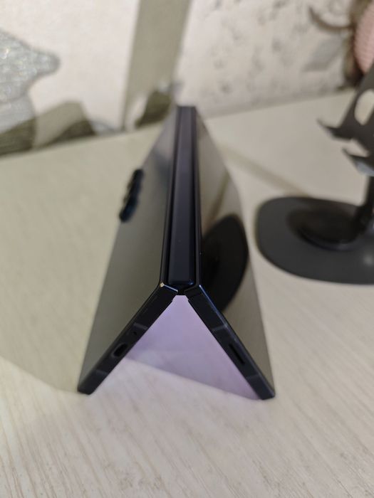 Samsung Z Fold 6
